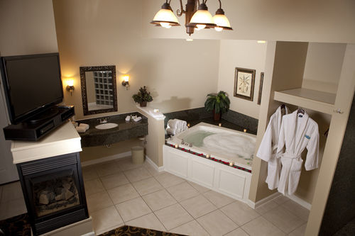 Belamere Suites Hotel Perrysburg Exterior photo